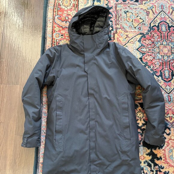 Arc’teryx Therme Parka - Picture 1 of 4